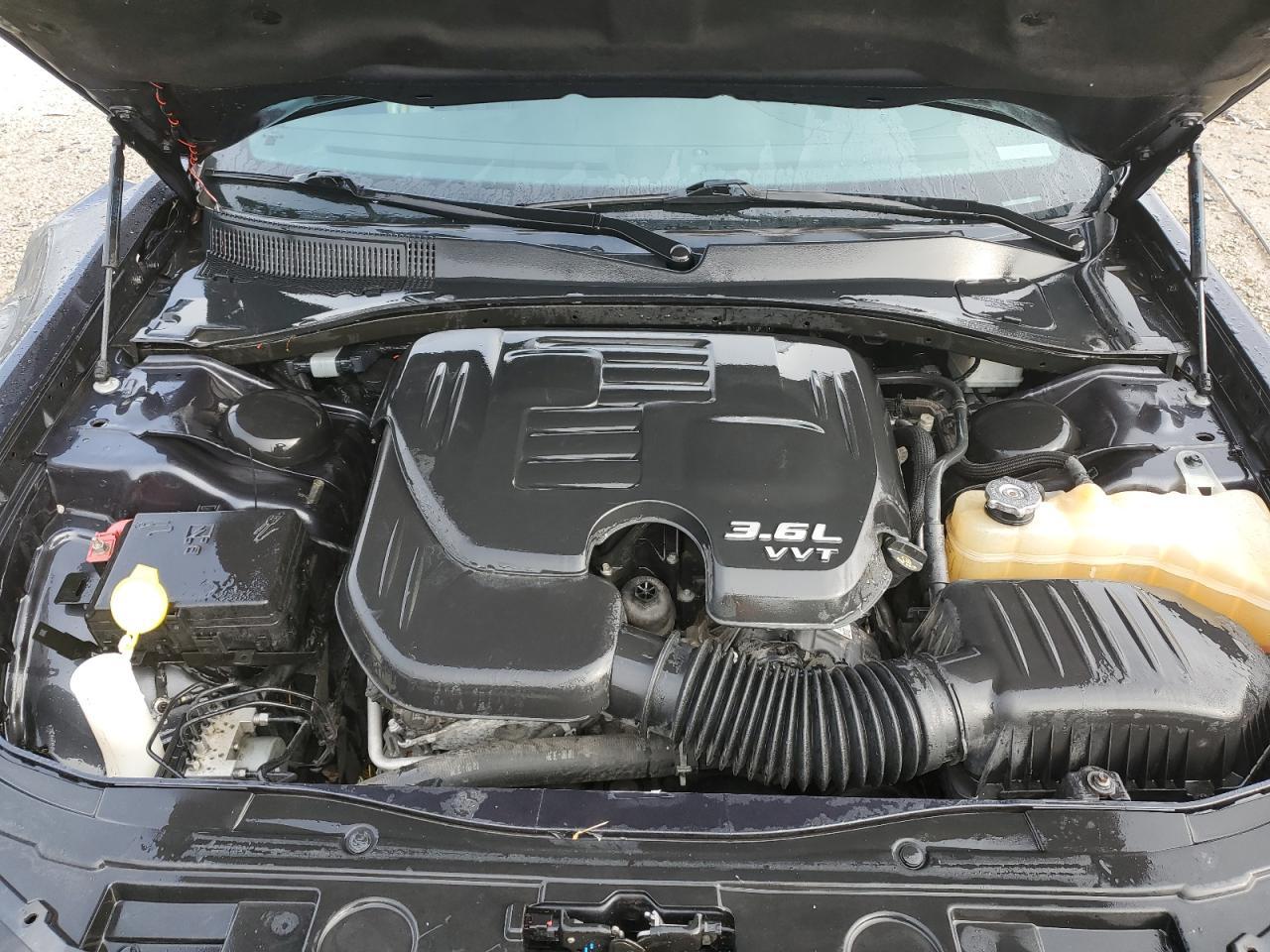 2019 CHRYSLER 300