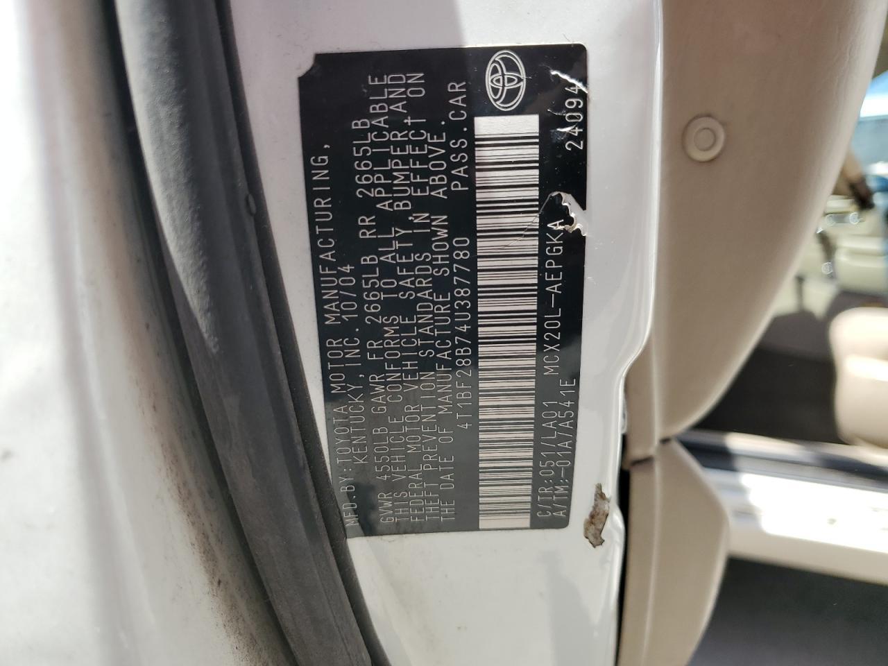 2004 TOYOTA Avalon