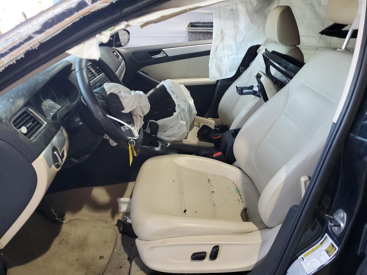 2014 VOLKSWAGEN JETTA