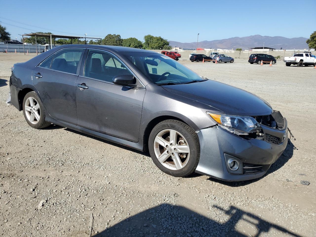 2013 TOYOTA CAMRY