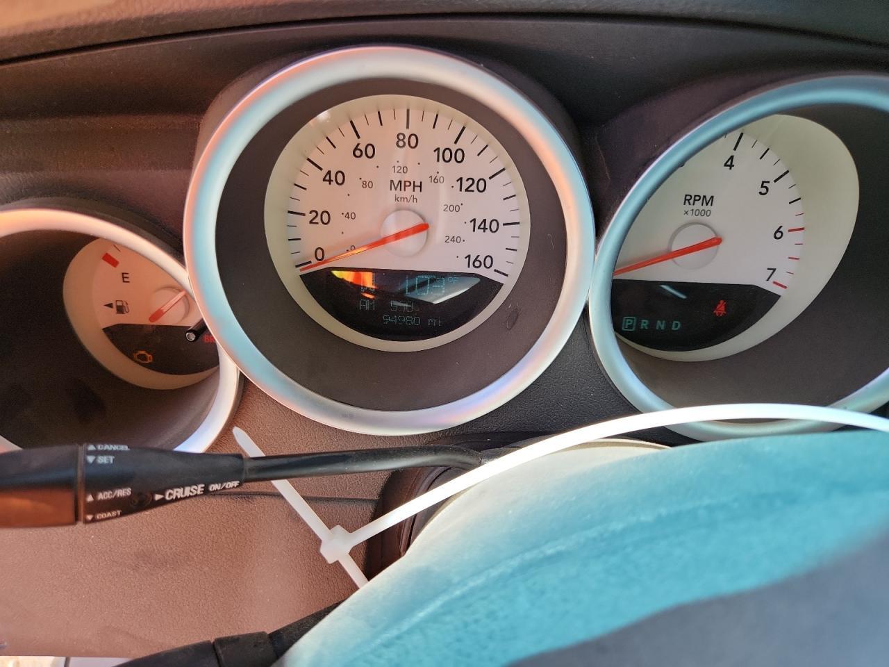 2005 DODGE MAGNUM
