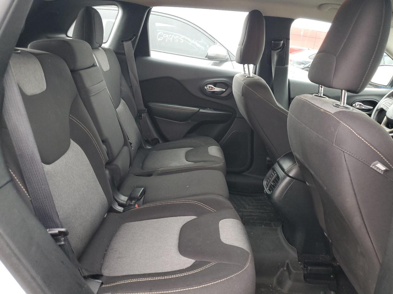 2016 JEEP CHEROKEE