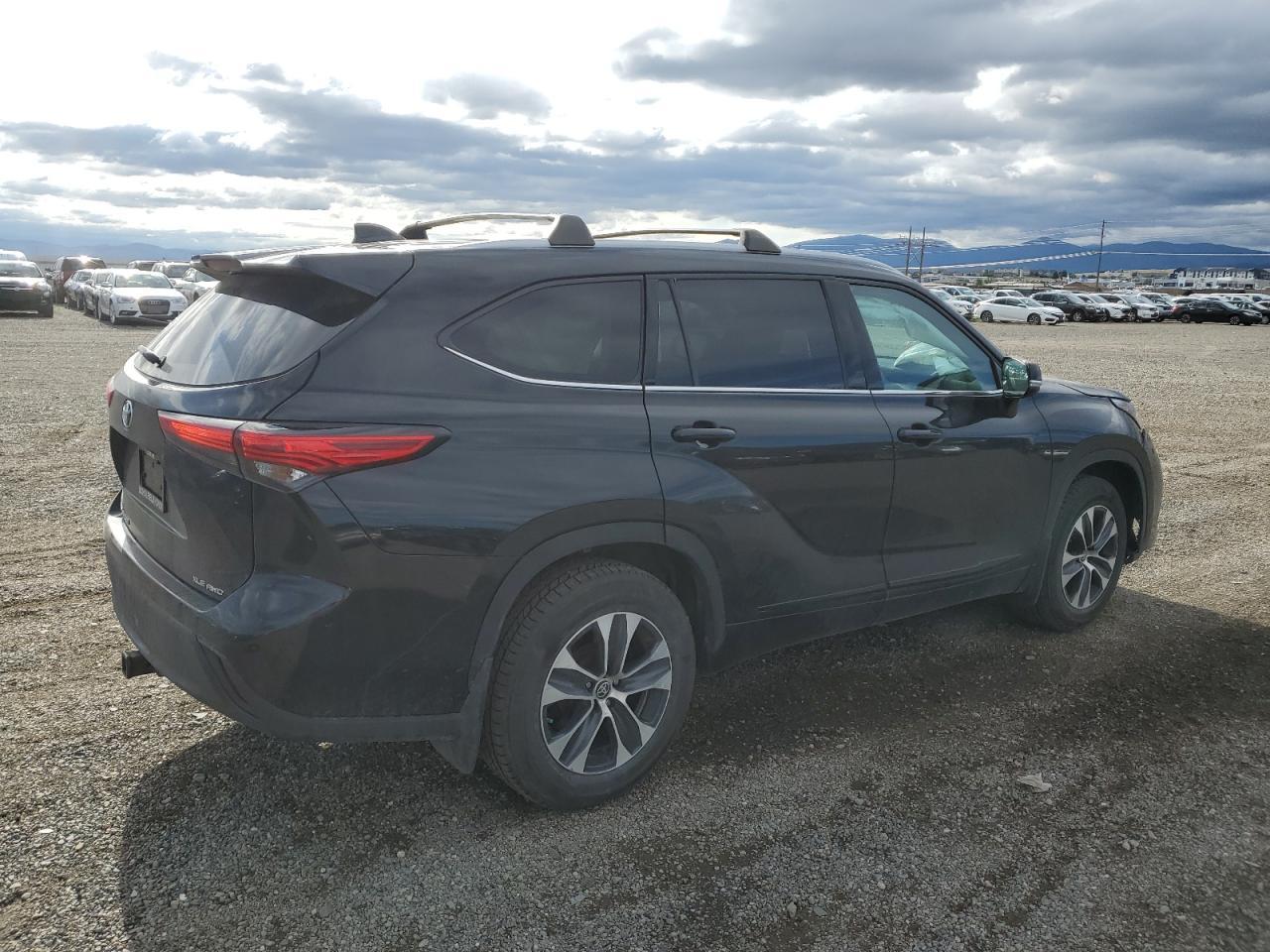 2022 TOYOTA HIGHLANDER