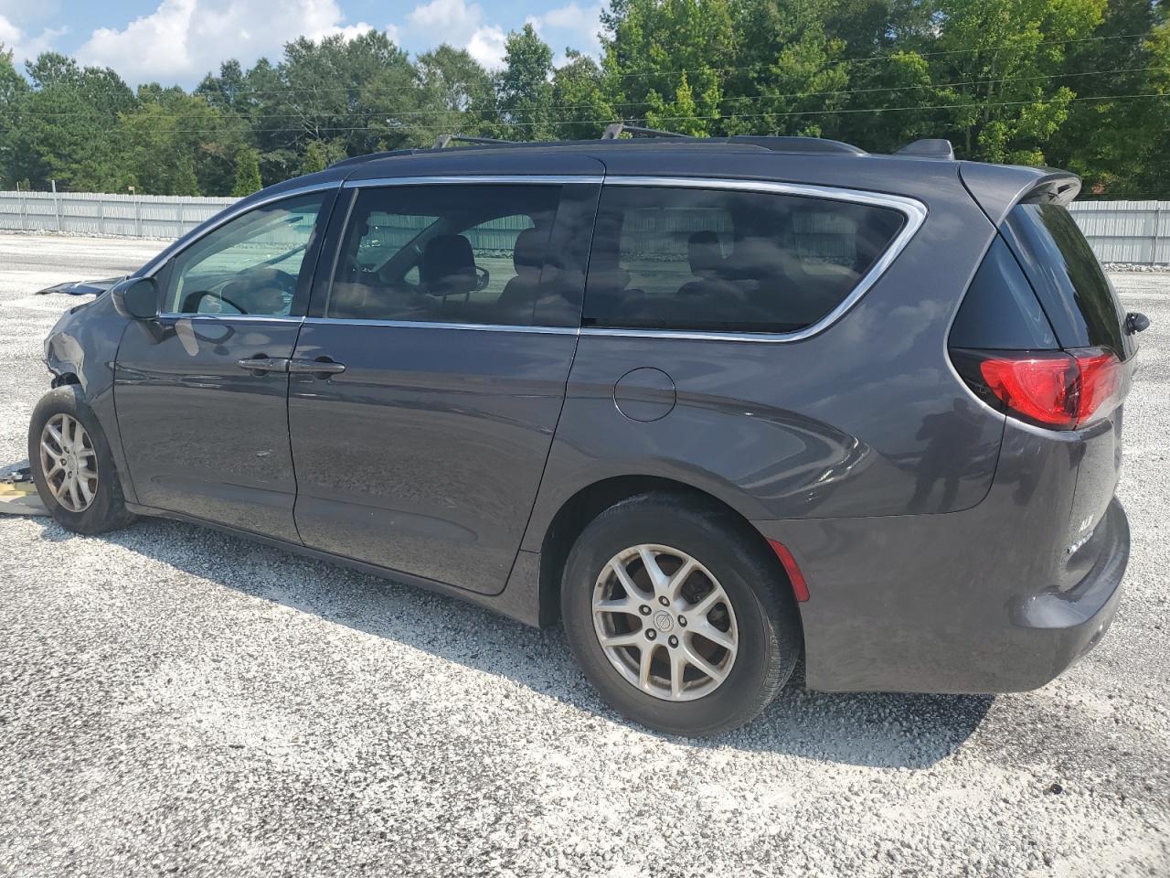 2020 CHRYSLER Voyager