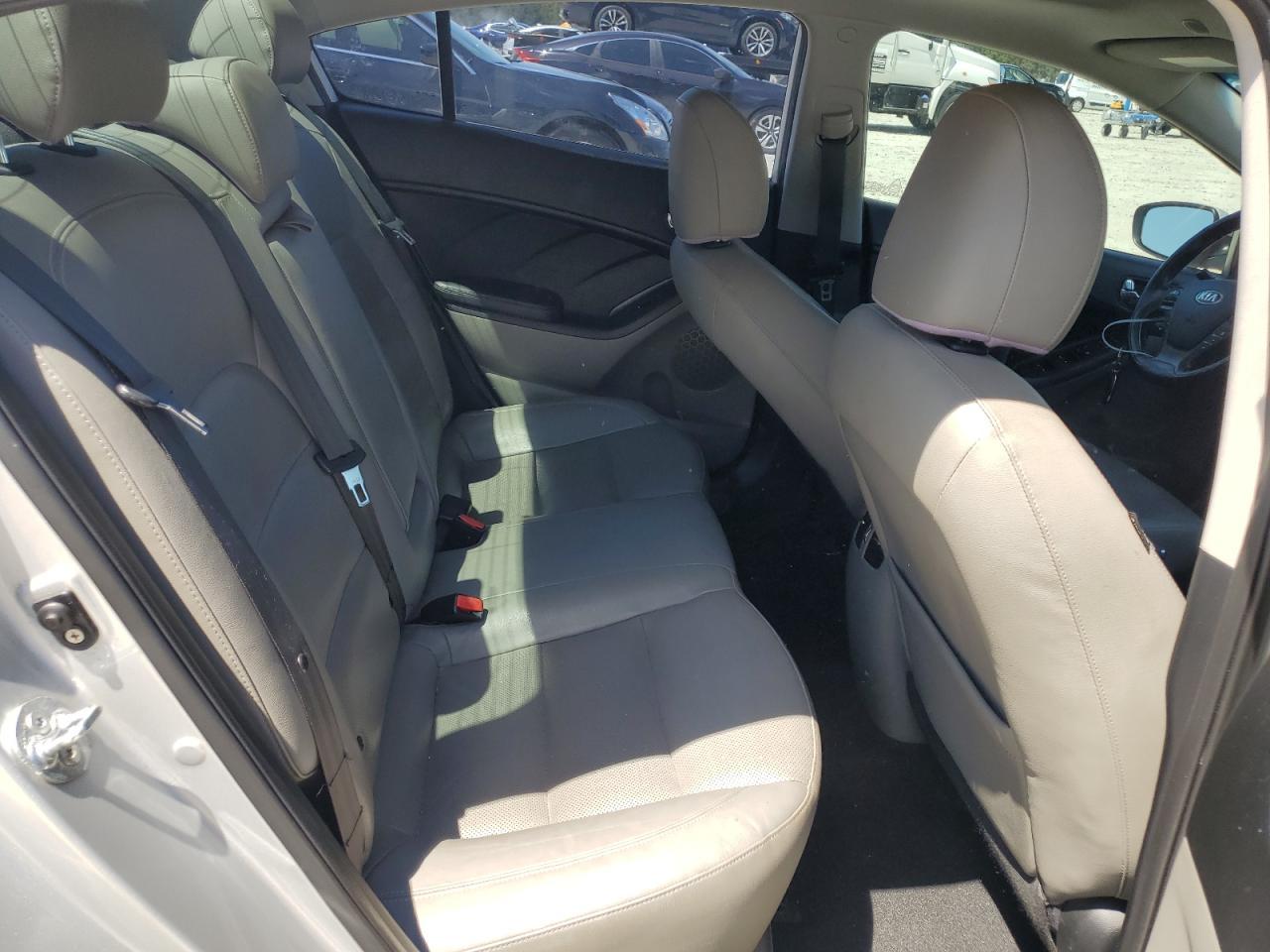 2014 KIA FORTE