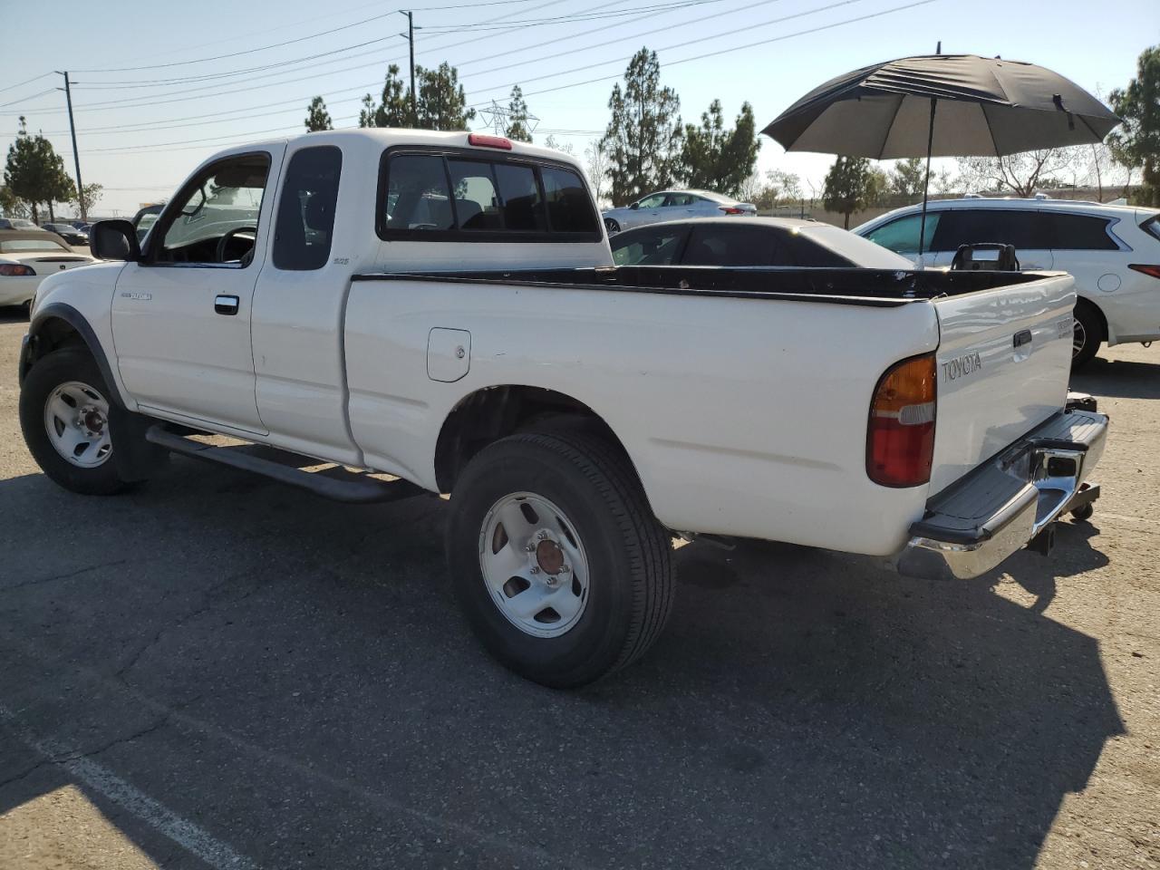 2000 TOYOTA TACOMA
