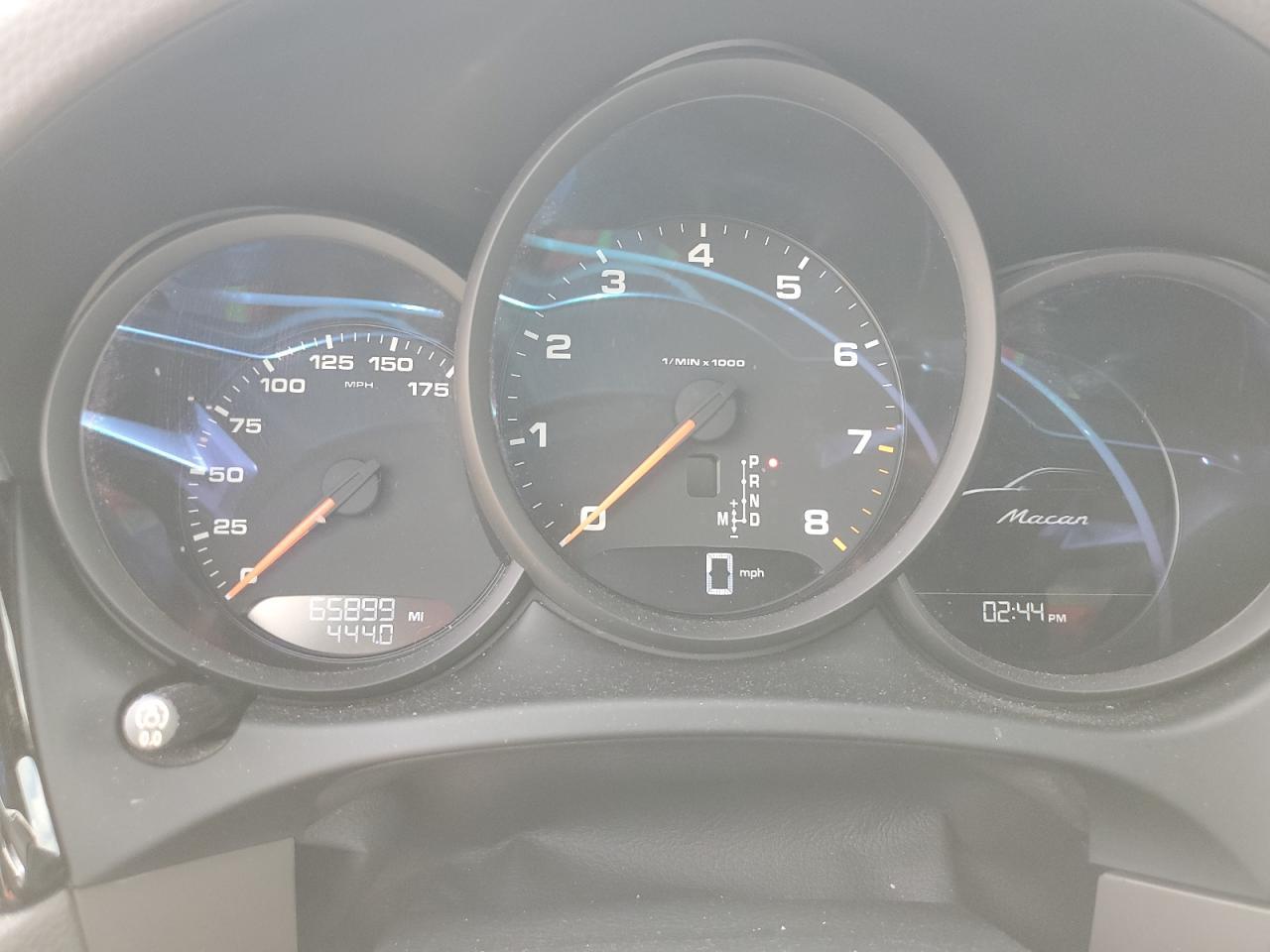 2019 PORSCHE Macan