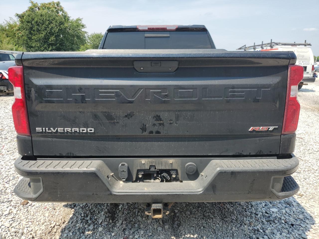 2021 CHEVROLET Silverado