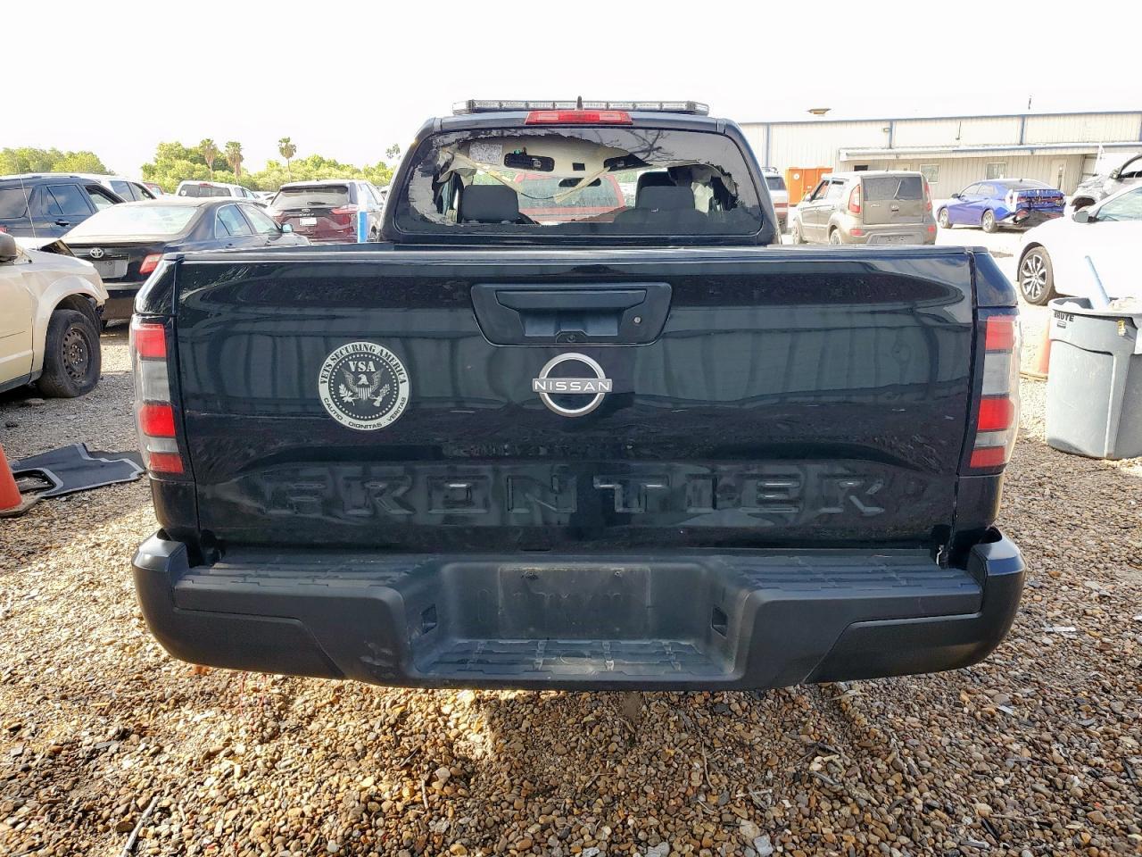 2024 NISSAN Frontier
