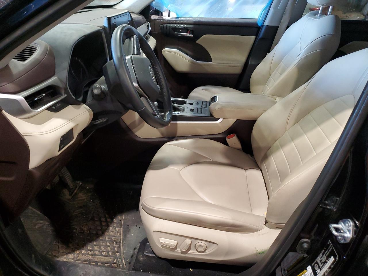 2021 TOYOTA HIGHLANDER