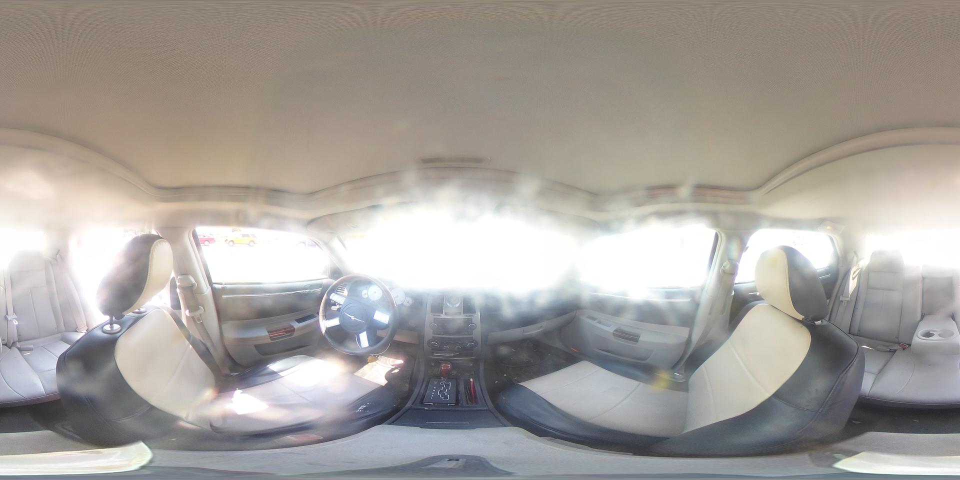 2005 CHRYSLER 300