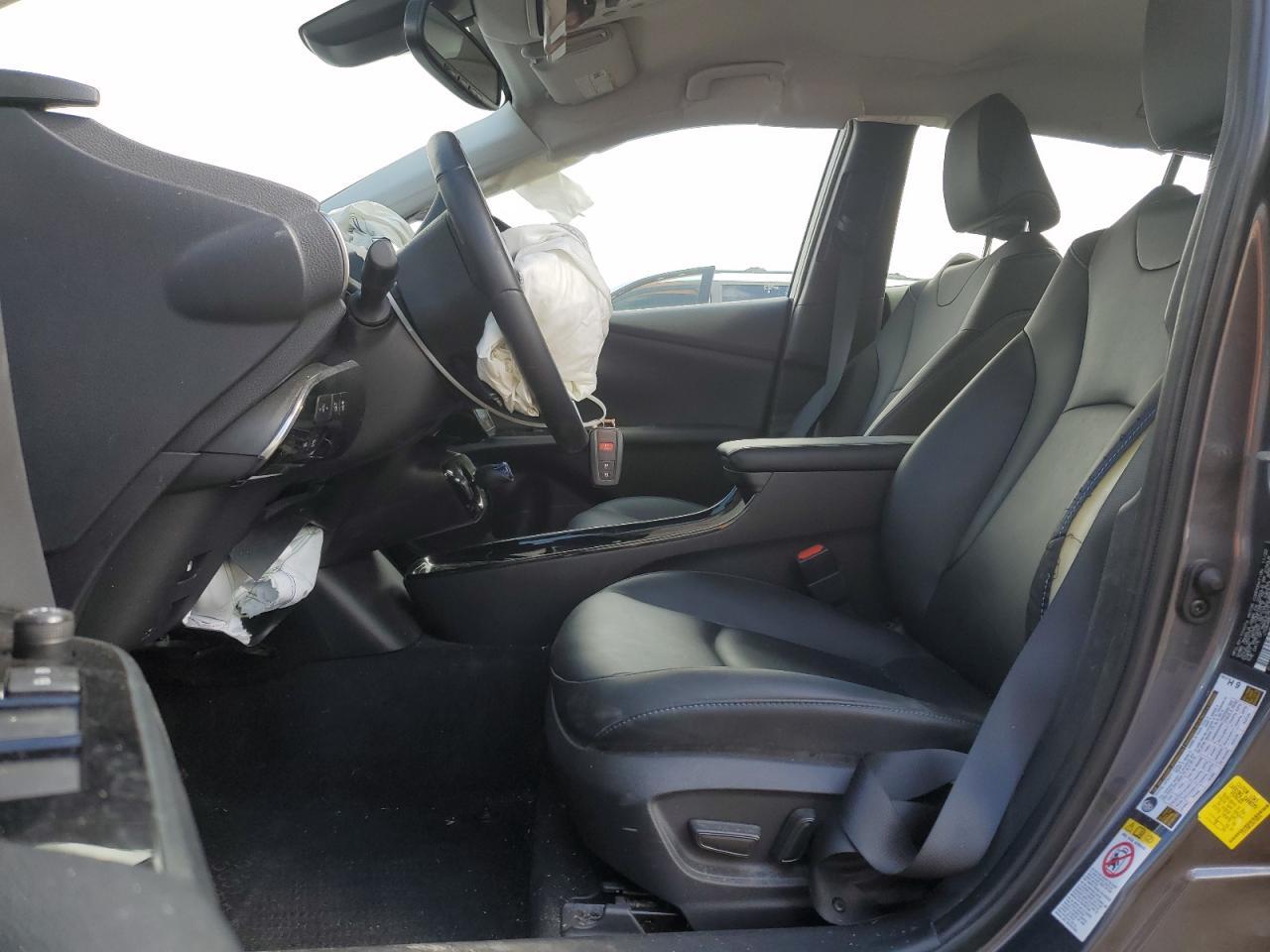 2022 TOYOTA PRIUS