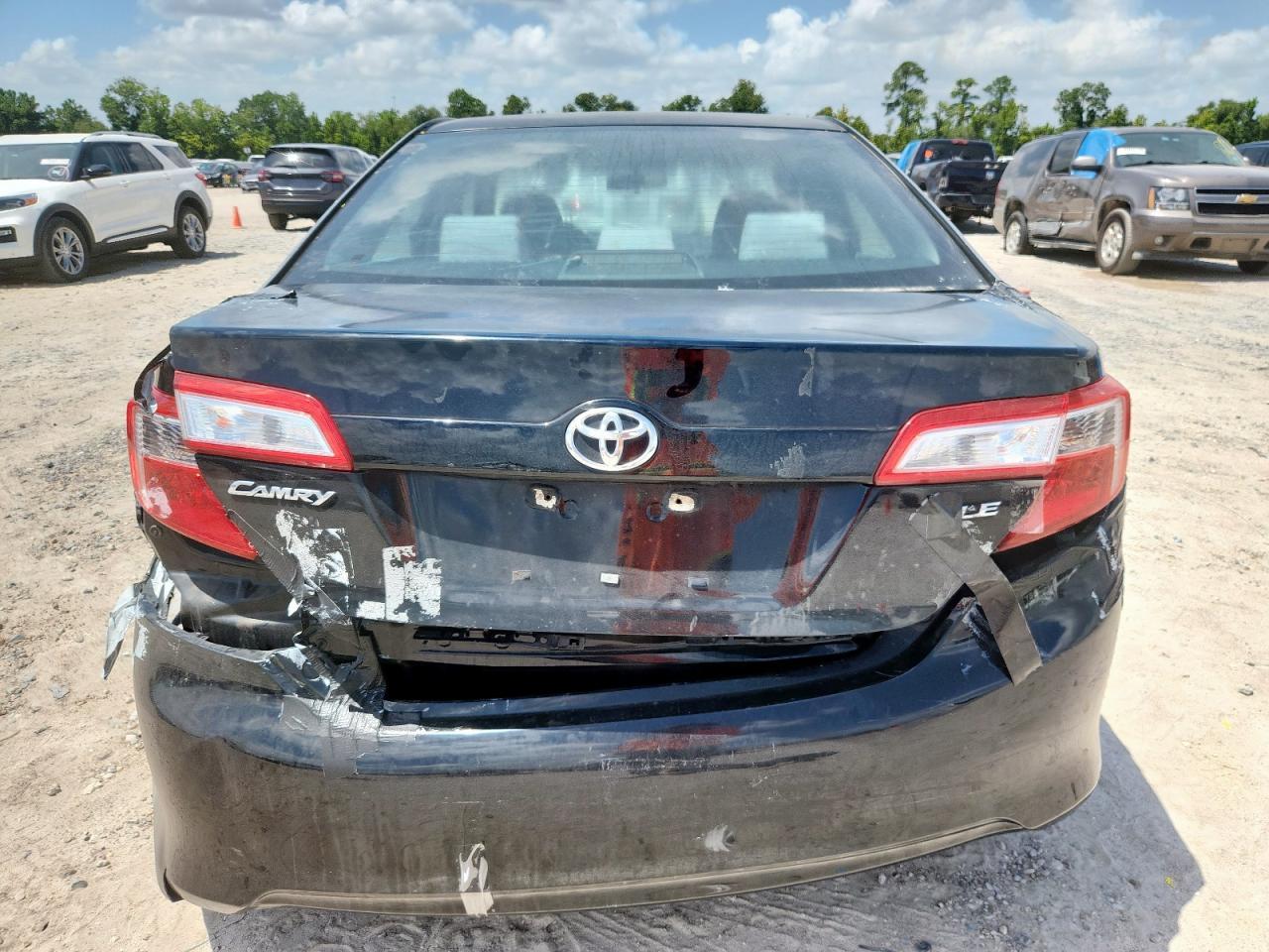 2012 TOYOTA CAMRY