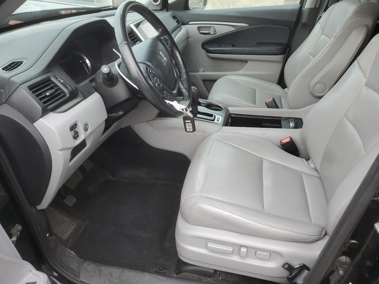 2017 HONDA PILOT