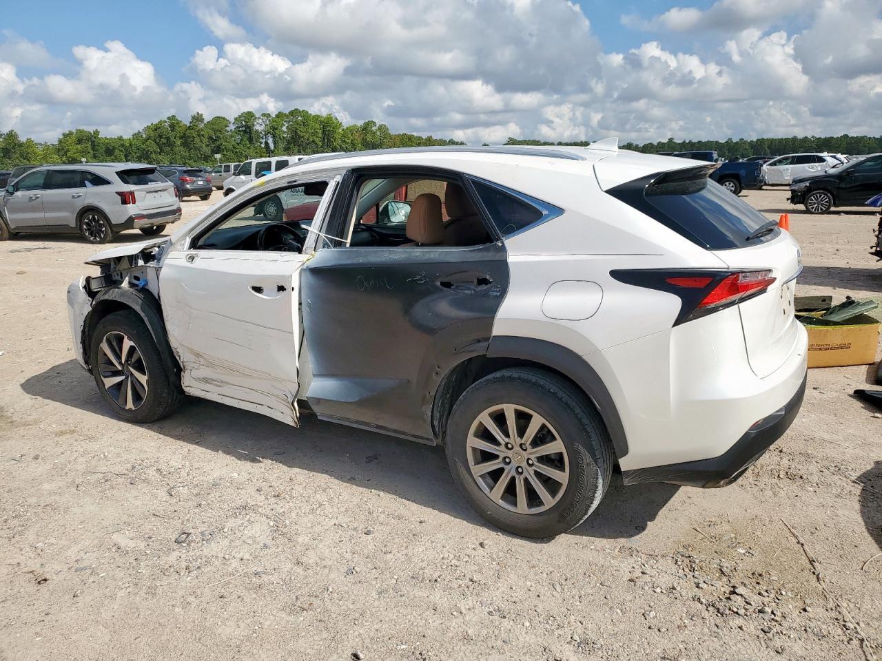 2016 LEXUS NX 200T