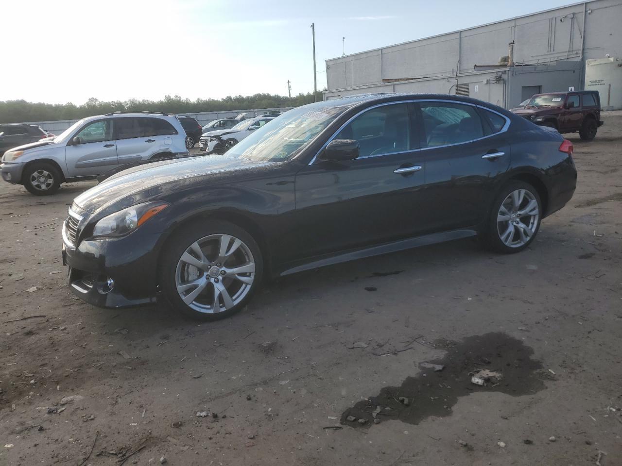 2013 INFINITI M37