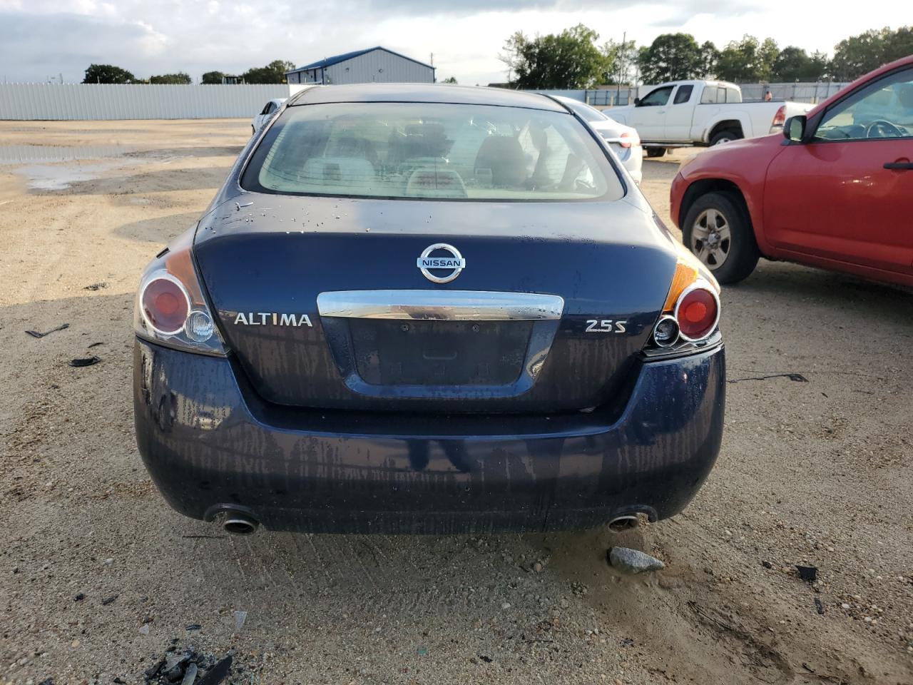 2010 NISSAN ALTIMA