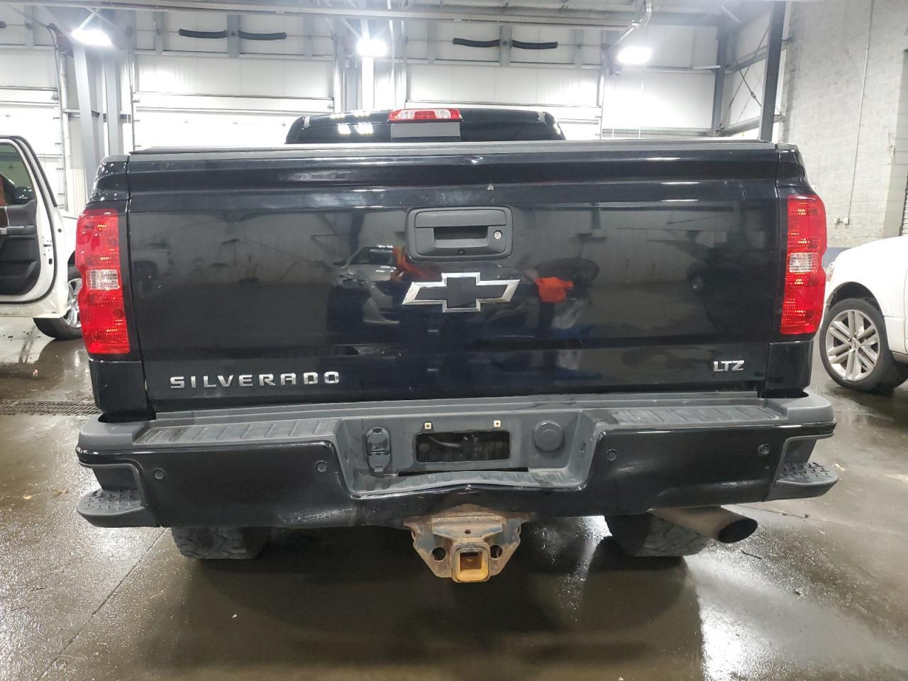 2018 CHEVROLET Silverado