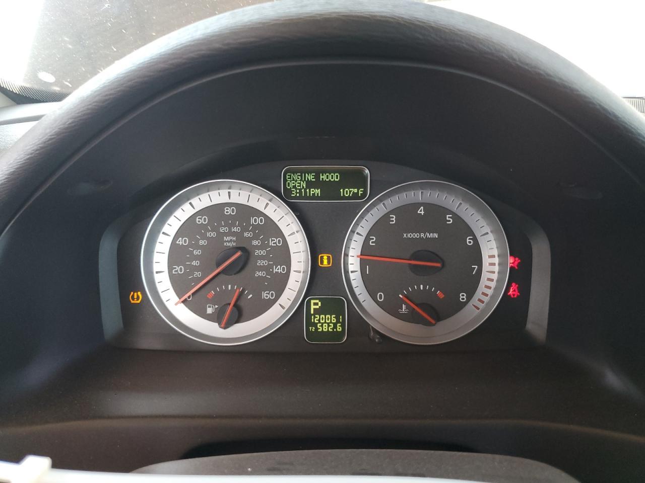 2013 VOLVO C70