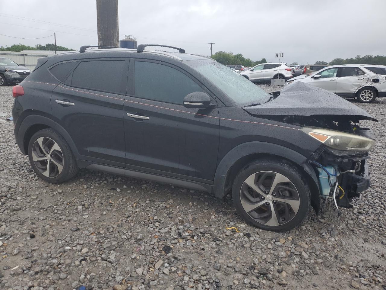 2016 HYUNDAI TUCSON