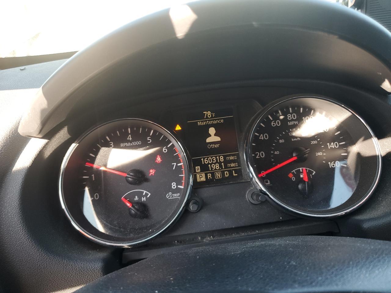 2014 NISSAN ROGUE