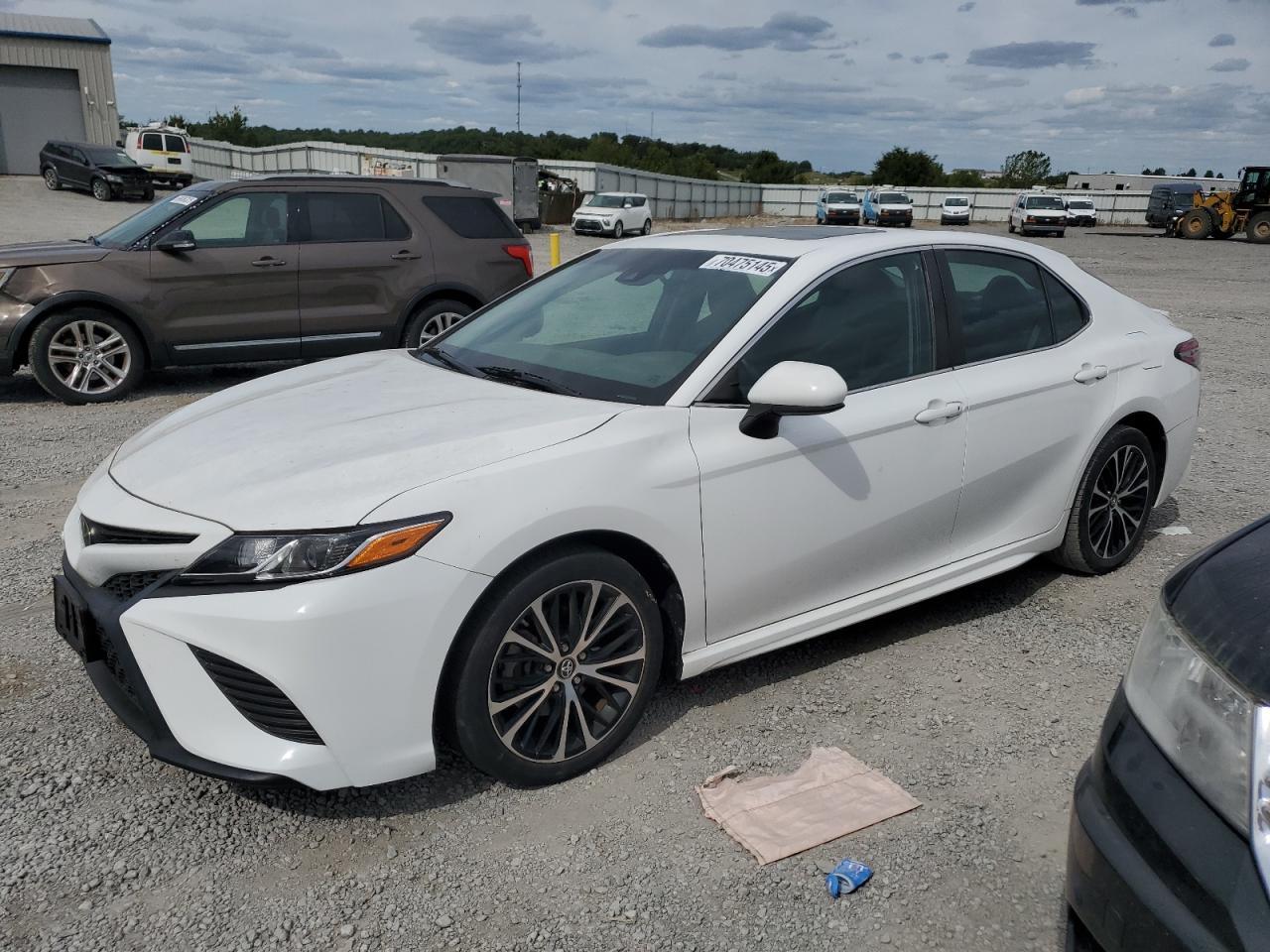 2018 TOYOTA CAMRY