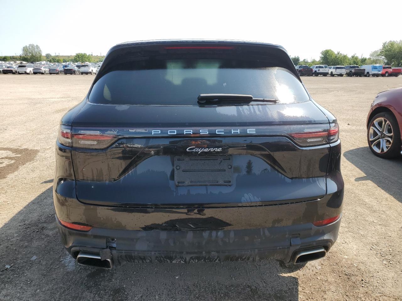 2021 PORSCHE CAYENNE
