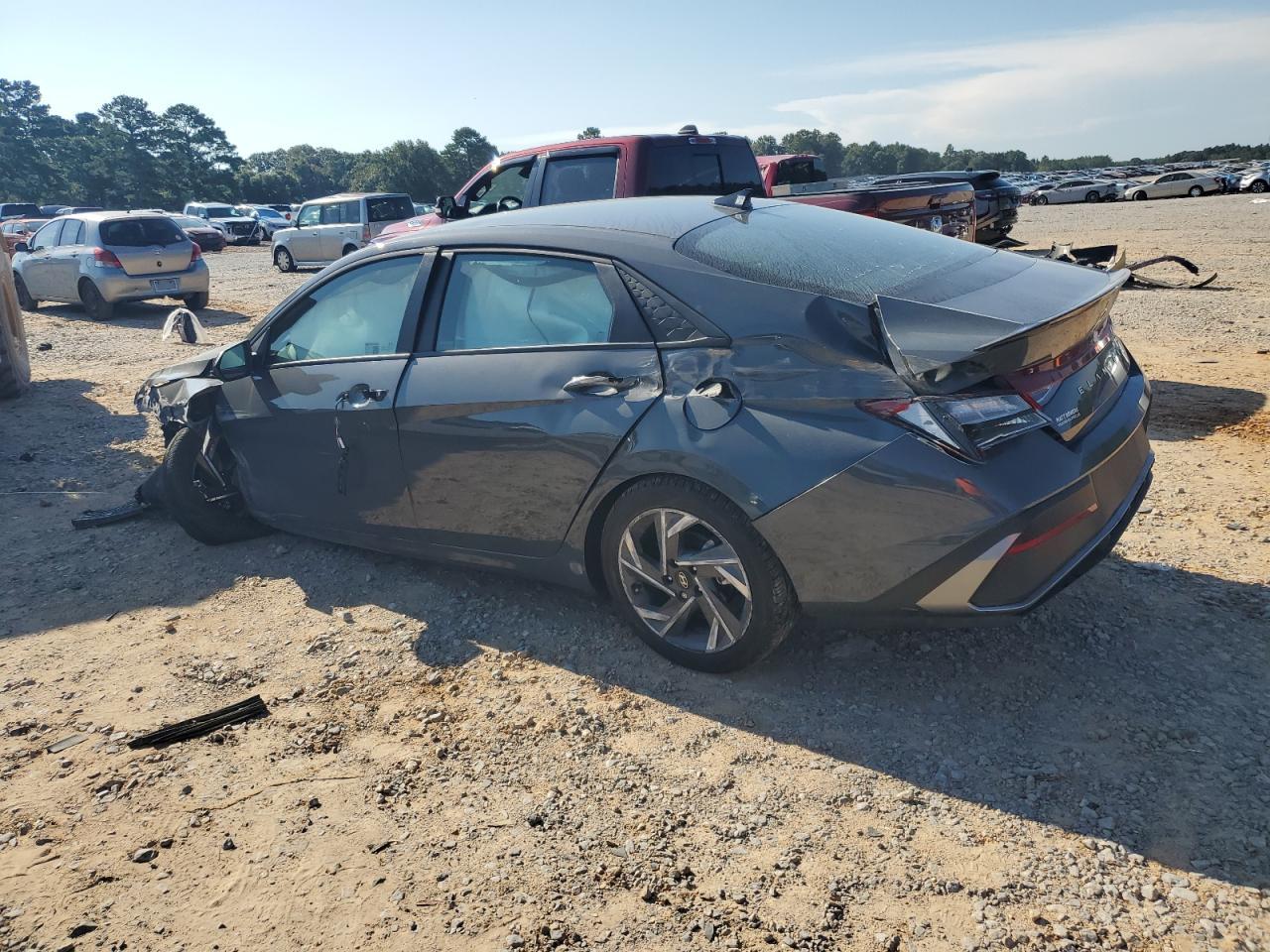 2025 HYUNDAI ELANTRA