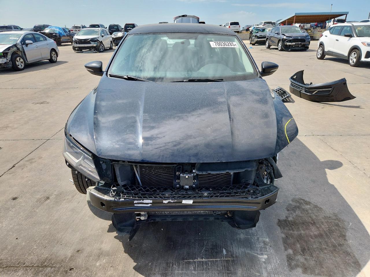 2018 VOLKSWAGEN Passat