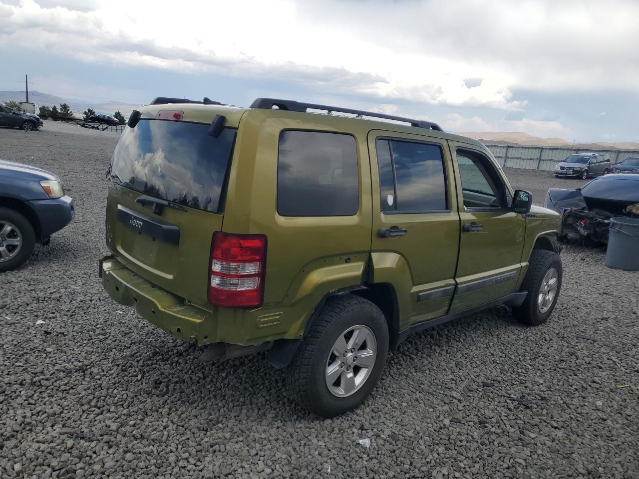 2012 JEEP Liberty