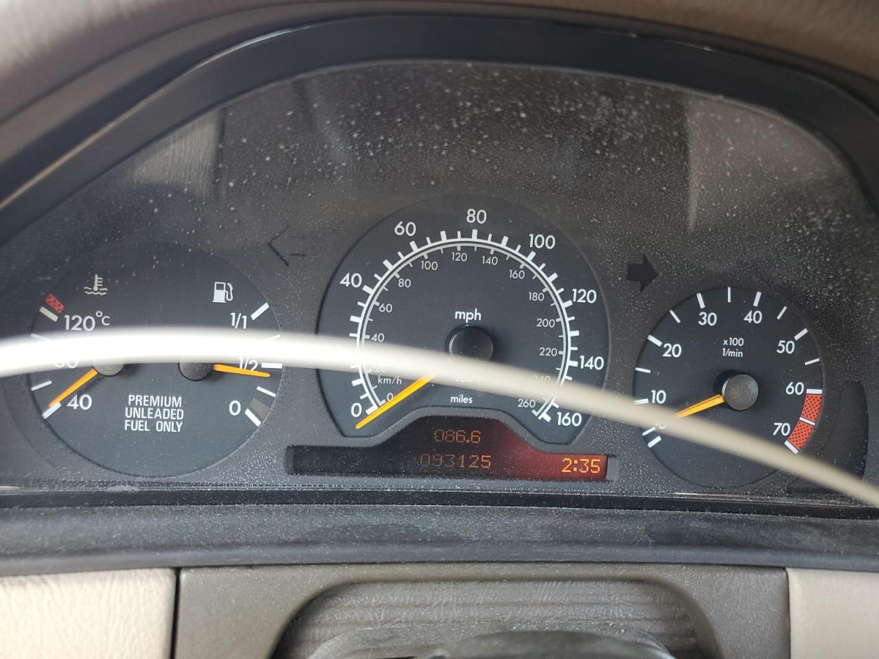 1997 MERCEDES-BENZ E-Class