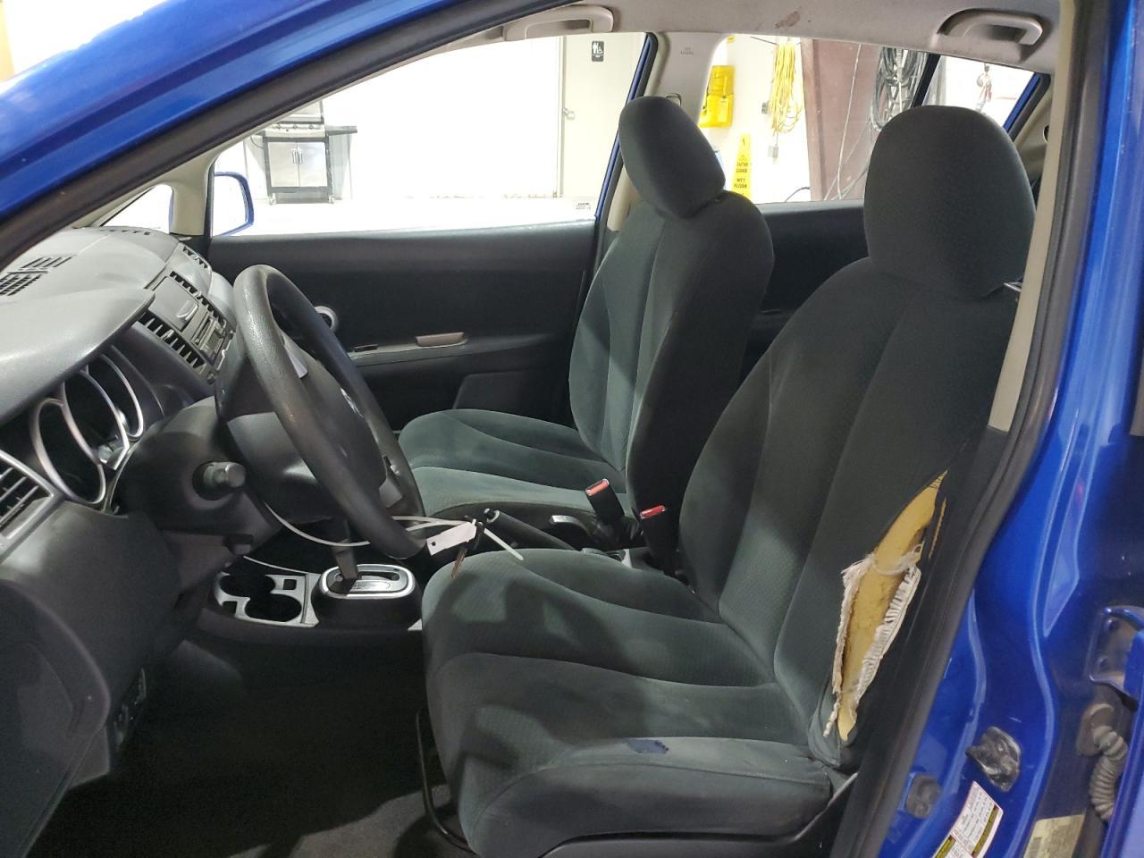 2011 NISSAN VERSA