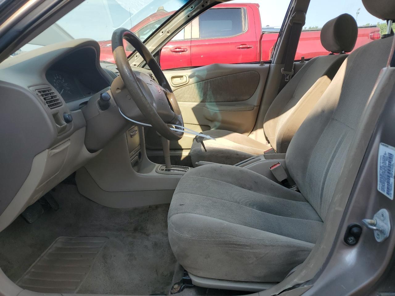 2001 TOYOTA COROLLA