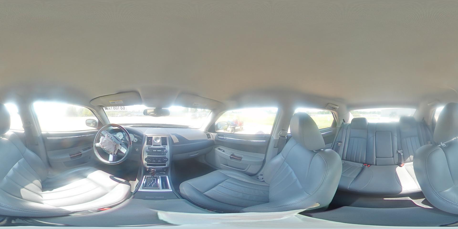 2005 CHRYSLER 300