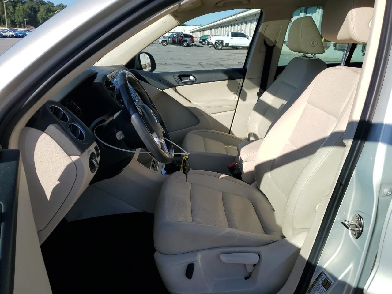 2013 VOLKSWAGEN TIGUAN
