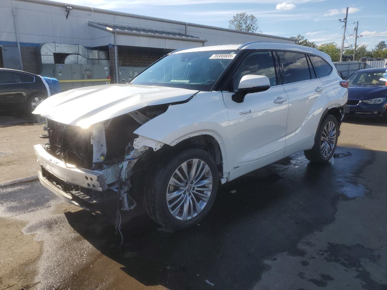 2020 TOYOTA HIGHLANDER