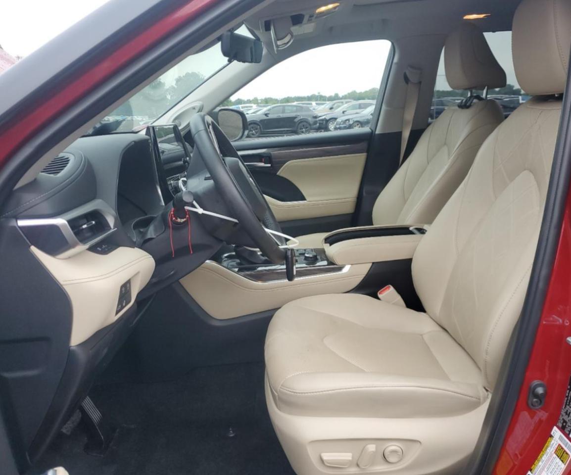 2024 TOYOTA HIGHLANDER