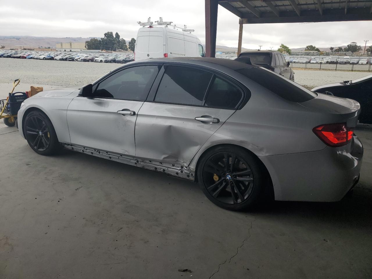 2013 BMW 3 SERIES