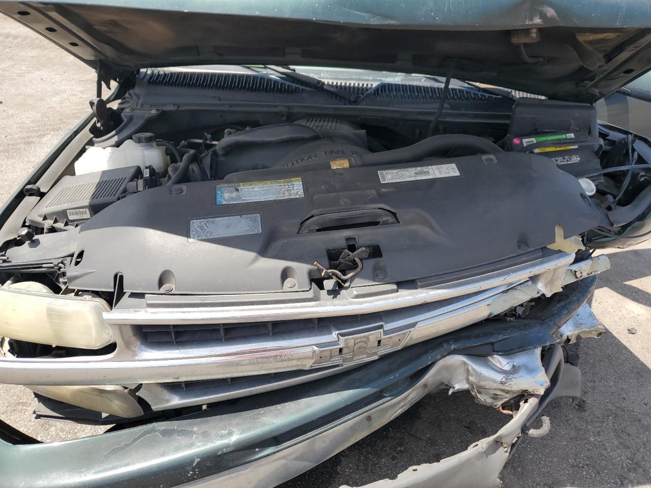 2001 CHEVROLET Tahoe
