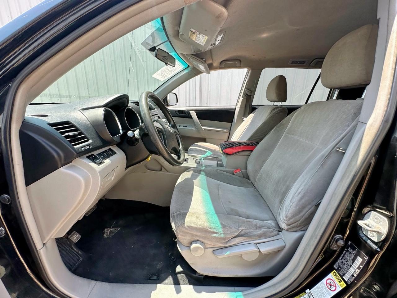 2012 TOYOTA HIGHLANDER