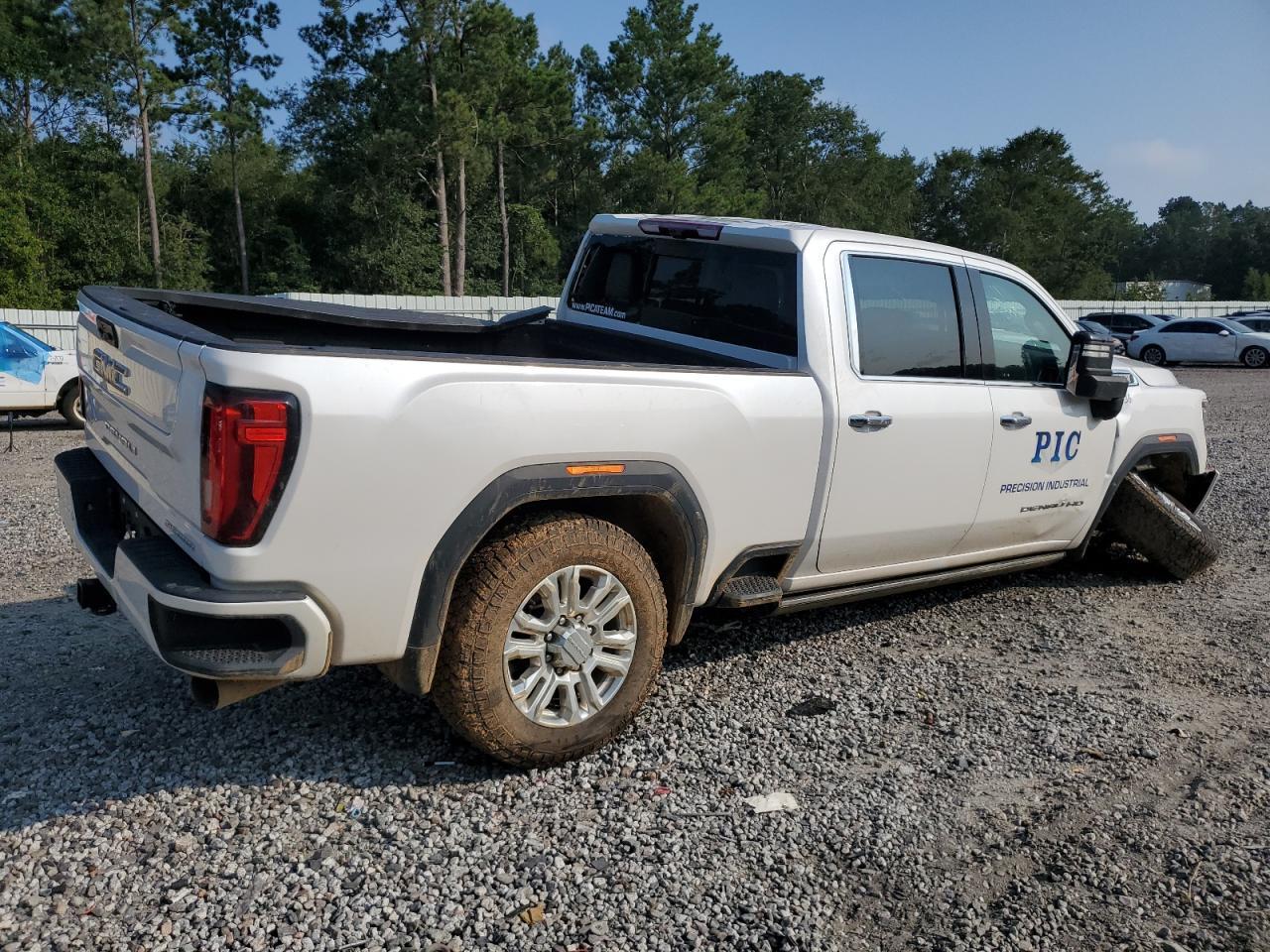 2022 GMC Sierra