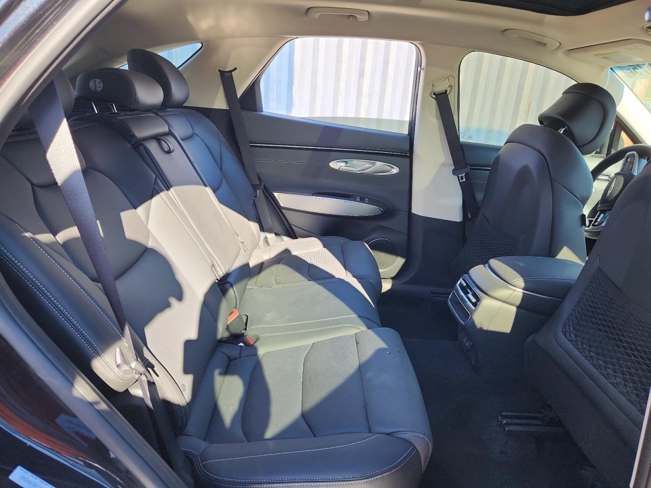 2026 GENESIS GV70