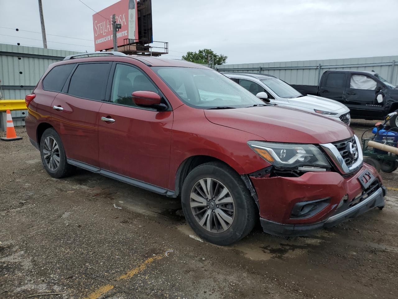 2017 NISSAN PATHFINDER