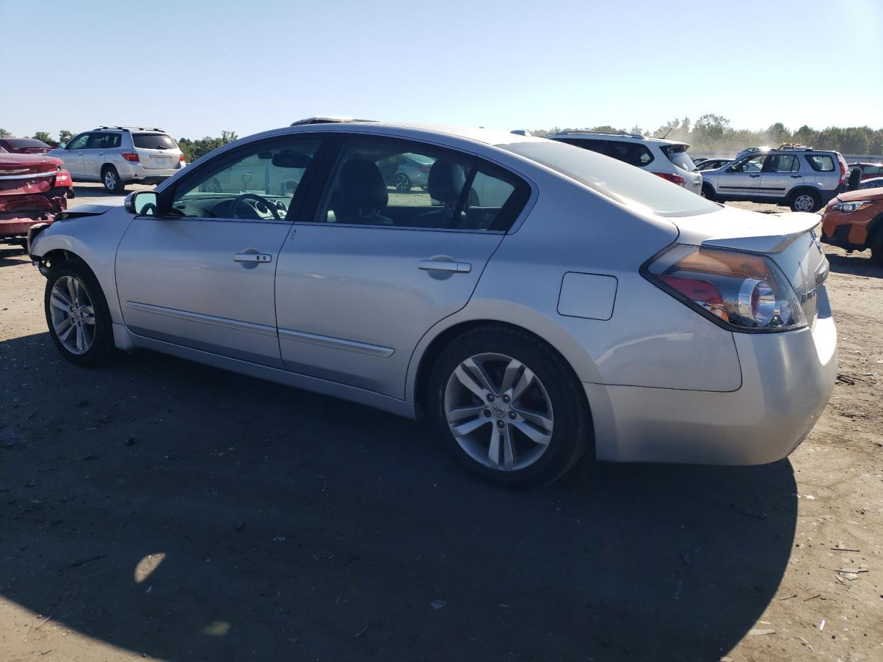 2011 NISSAN ALTIMA