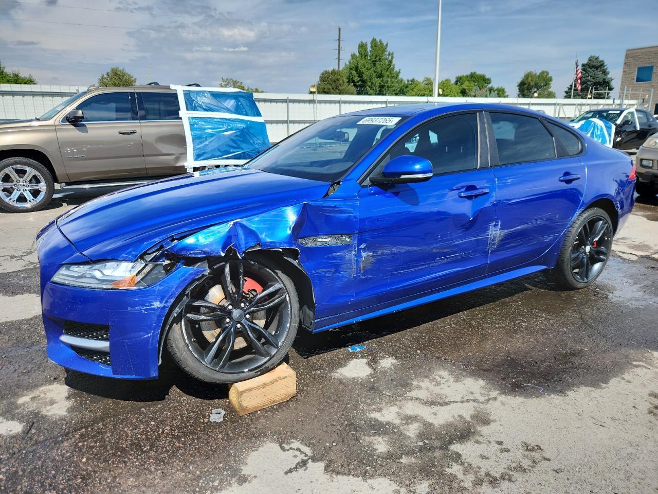 2017 JAGUAR XF