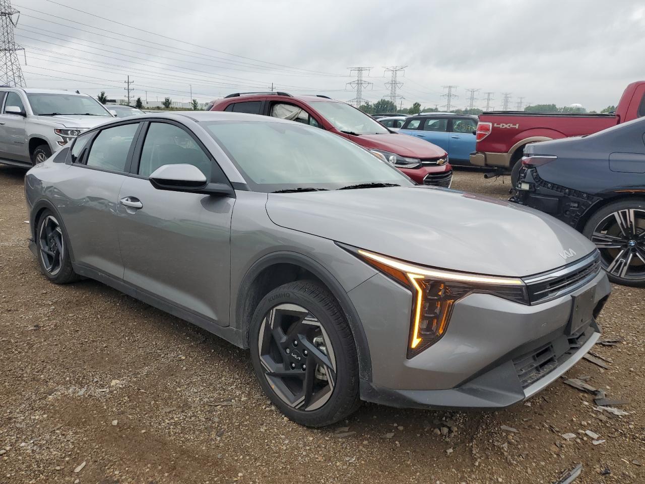 2025 KIA K4