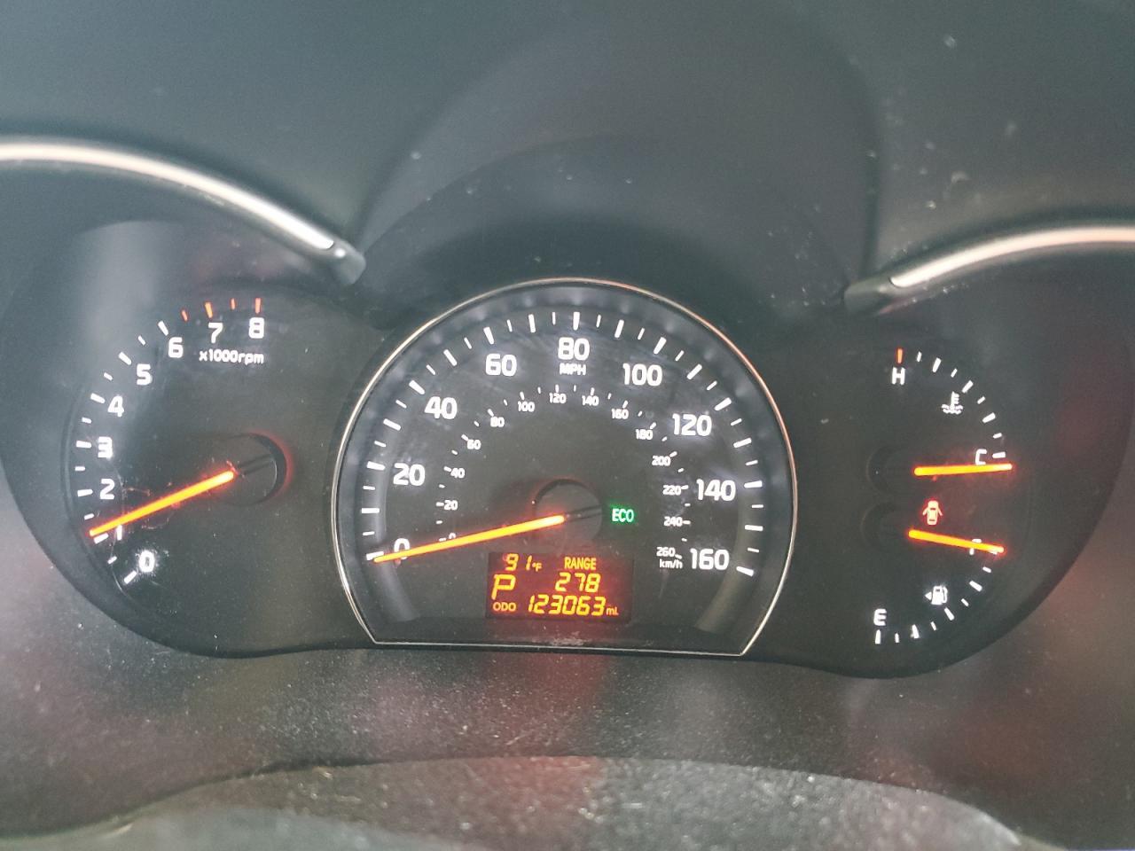 2014 KIA SORENTO