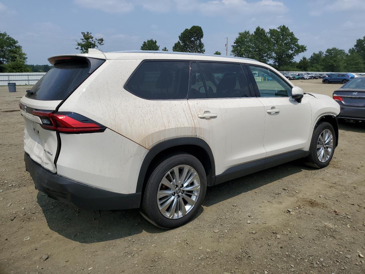 2024 TOYOTA HIGHLANDER