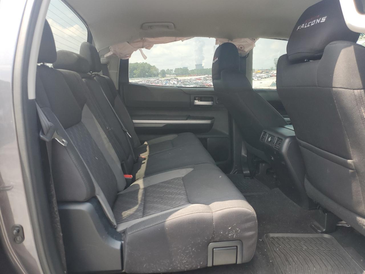 2017 TOYOTA TUNDRA