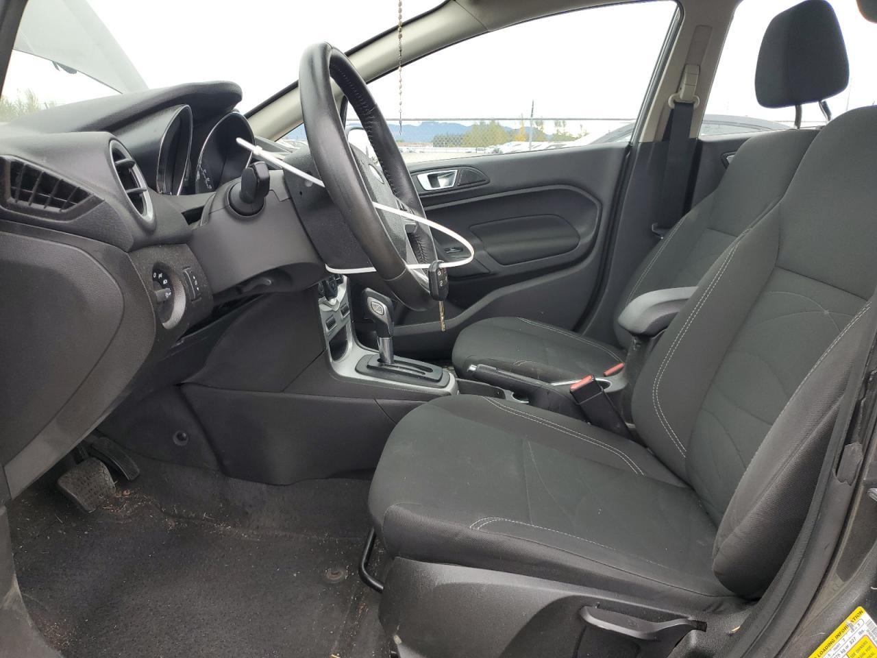 2016 FORD Fiesta